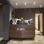Zeniva 4*