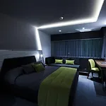 Zeniva Hotel