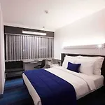 Zeniva 4*