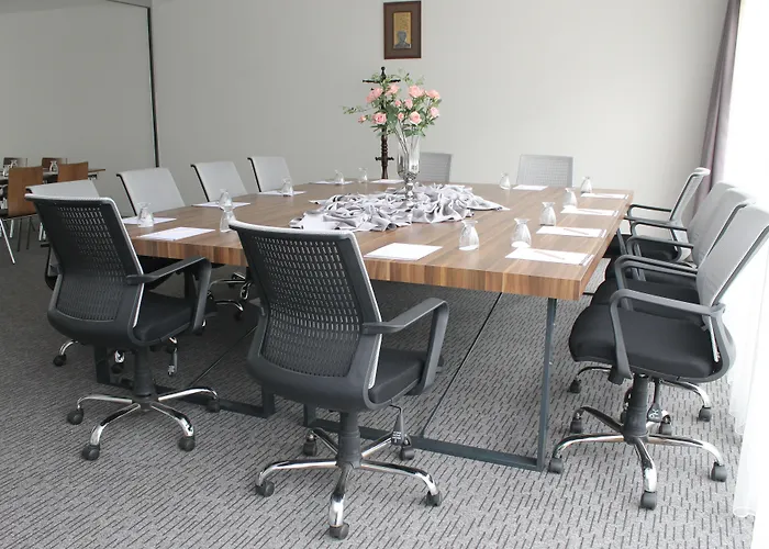 Zeniva Отель Измир